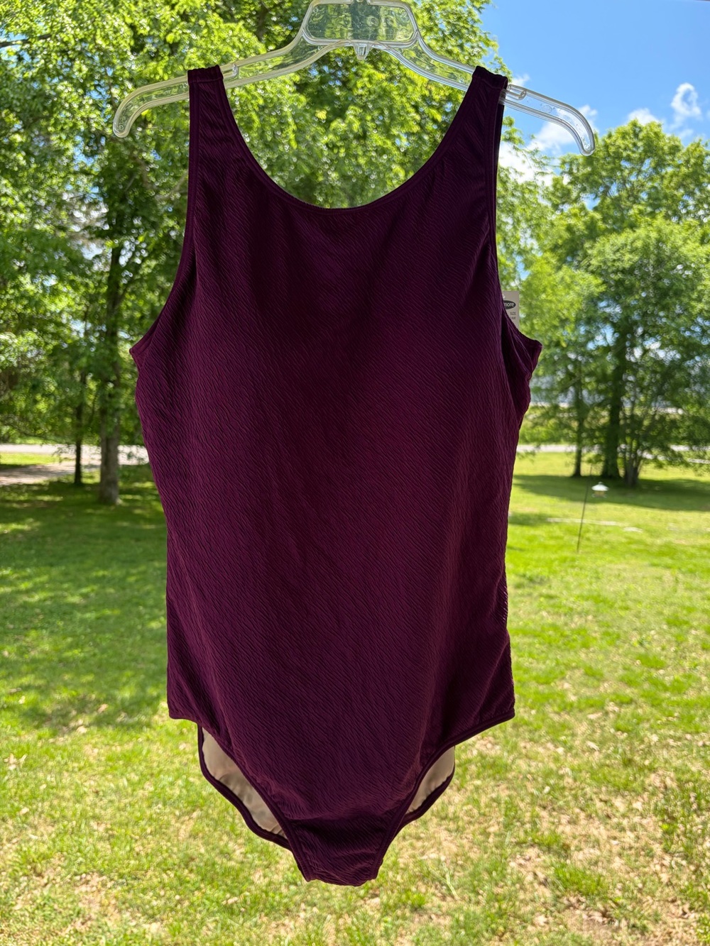 NWT Aquamore Chlorine Resistant One Piece Swimsuit 24 Beach Resort Cruise Boat
